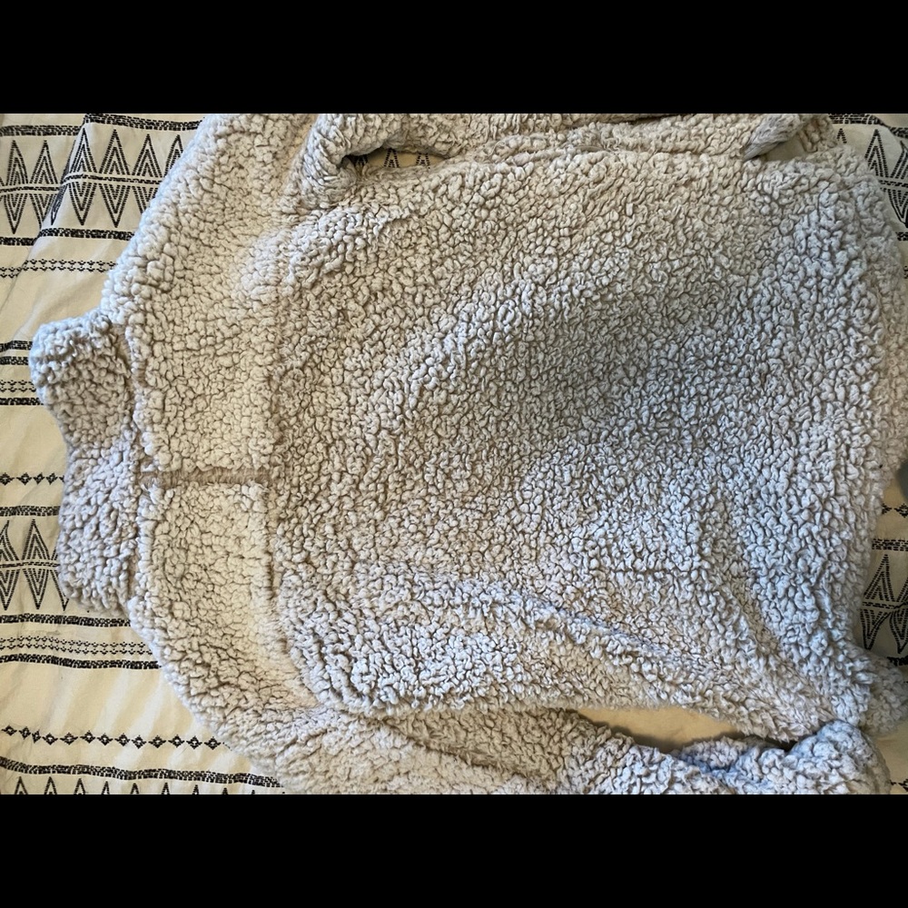 Fleece sweatshirt